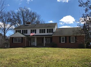 146 Clairhaven Rd, Hudson, OH 44236