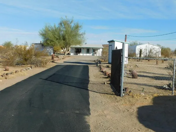 42889 Winema Dr, Bouse, AZ 85325