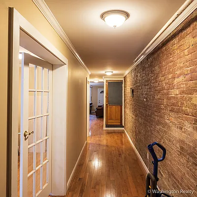 Rented by Washington Realty Corp. | media 3