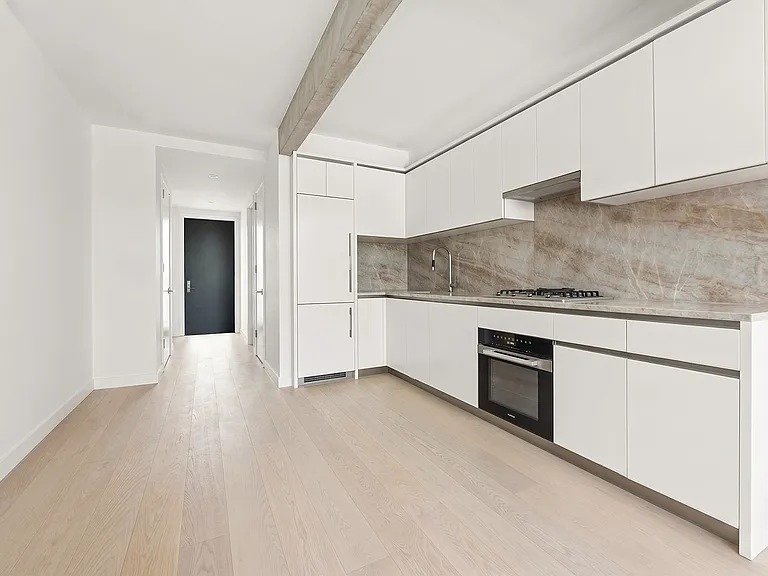 450 Washington St #206 — Photo 3