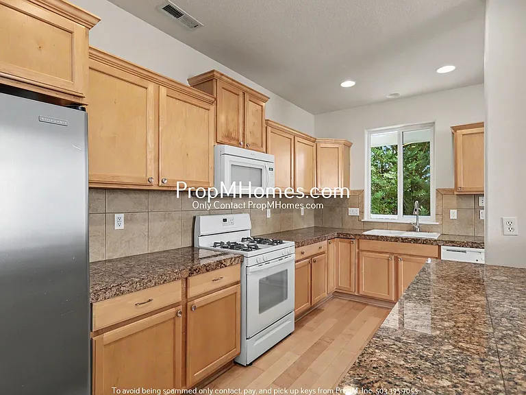 13660 SW Wrightwood Ct — Photo 7