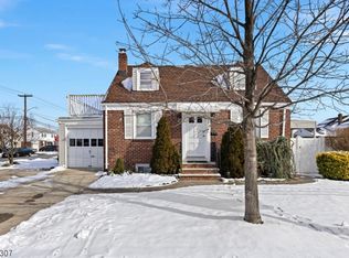 83 Midland Ave, Fair Lawn, NJ 07410