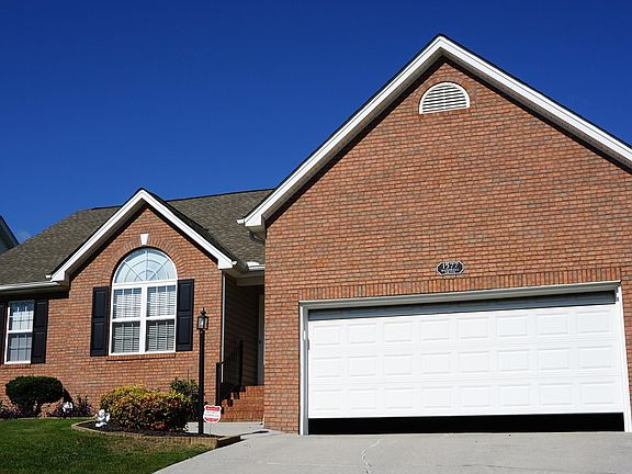 2nd image of 1577 Mandrell Dr