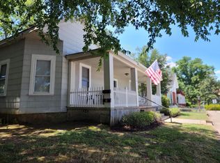 117 W Pickens St, Abbeville, SC 29620
