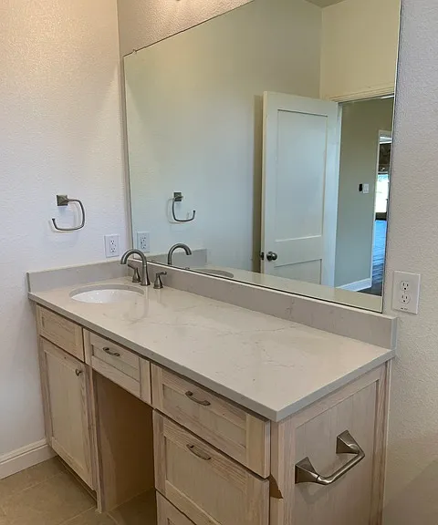 12600 Plassmeyer Pl — Photo 14