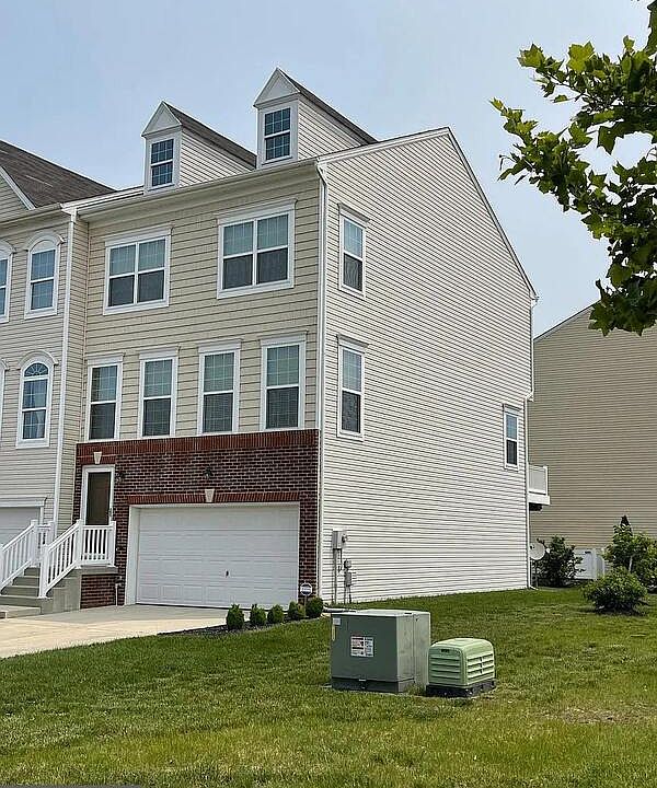 1st image of 29782 Plantation Lakes Blvd