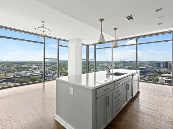 1212 Laurel St APT 2213, Nashville, TN 37203