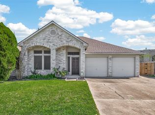 8203 Paddington Place Dr, Houston, TX 77083