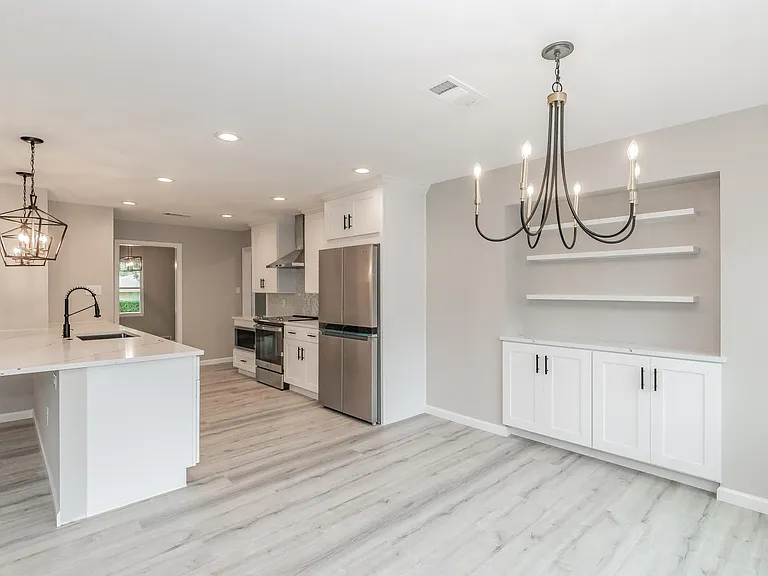 4015 Crown Shore Dr — Photo 15