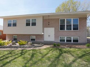 707 Davemar Dr, Saint Louis, MO