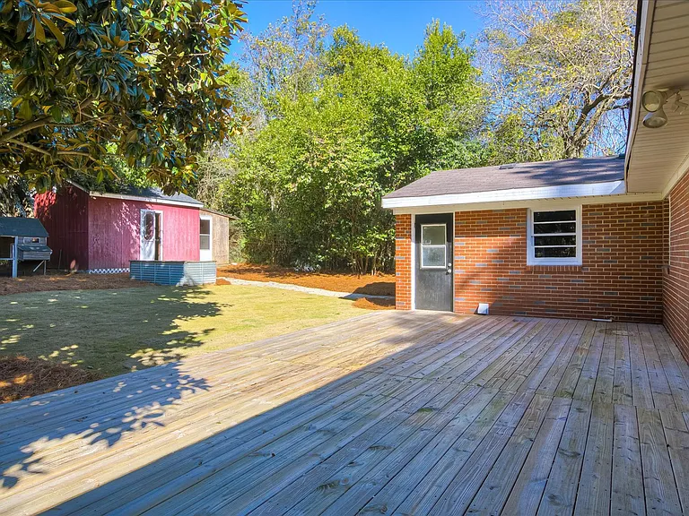 1613 Pendleton Rd — Photo 26