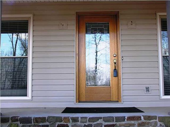 4th image of 156 SW Pine Hill Dr
