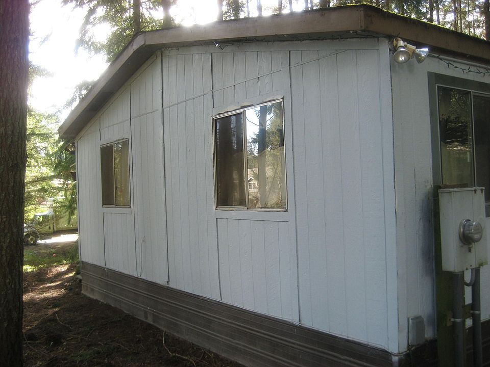 2nd image of 8124 SE Overaa Rd