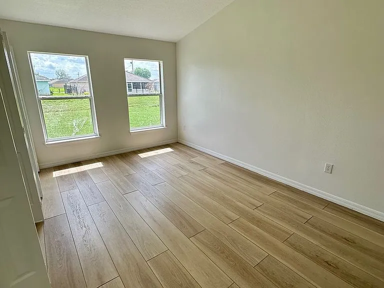 510 Blackbird Ln — Photo 11