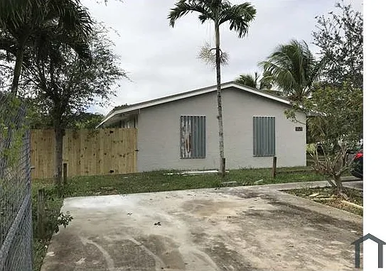 26410 SW 138th Ct — Photo 1