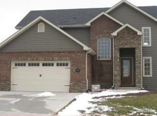 1709 Madison Park Ct, Columbia, MO 65203