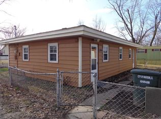 2024 Collinsville Ave, Madison, IL 62060