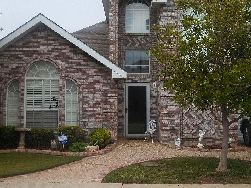 1st image of 3104 Woodridge Ln