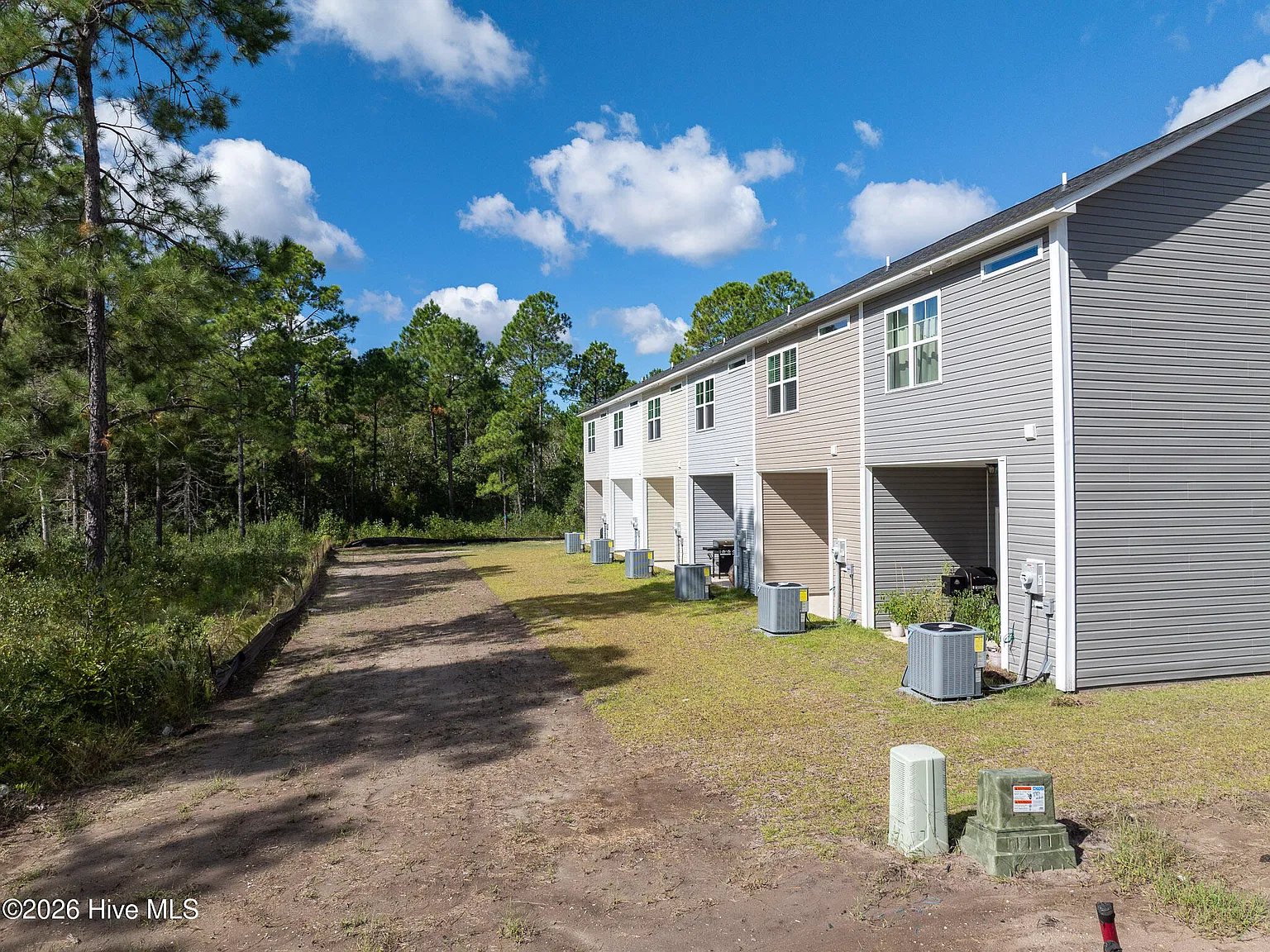 2 bed, 2.5 bath, $1,650 — Photo 4