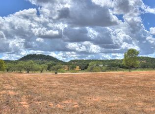 861 Kneese Rd #B, Fredericksburg, TX 78624