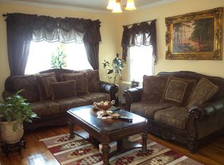 371 Grimsby St, Staten Island, NY 10306