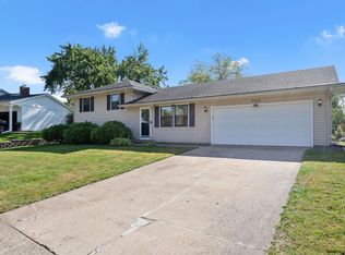 7342 Upper 139th St W, Apple Valley, MN 55124