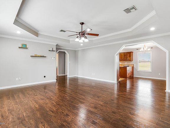 5th image of 1051 Florence Dr