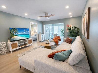 6 Colonial Club Drive #200, Boynton Beach, FL, 33435