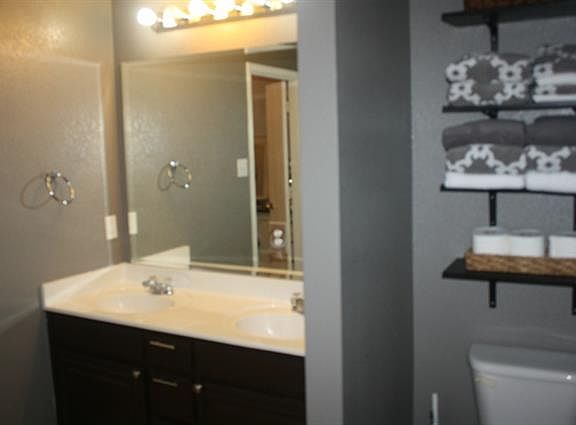3rd image of 4500 Wheatland Dr