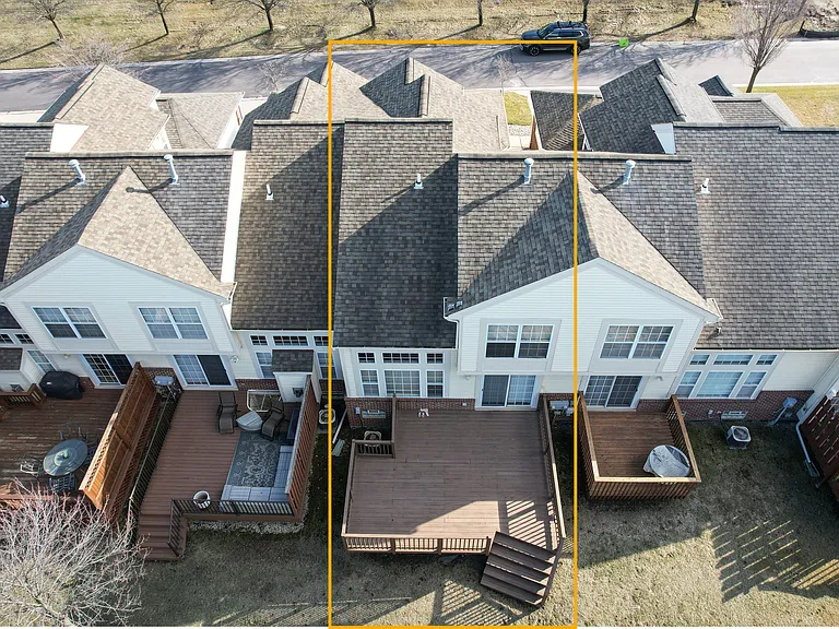 2514 Boulder Ln — Photo 3