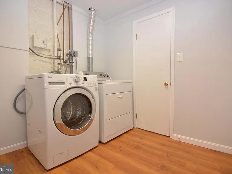714 Hurley Ave — Photo 18