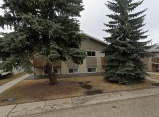 36 Cameron Cres #1A, Red Deer, AB T4P2E1