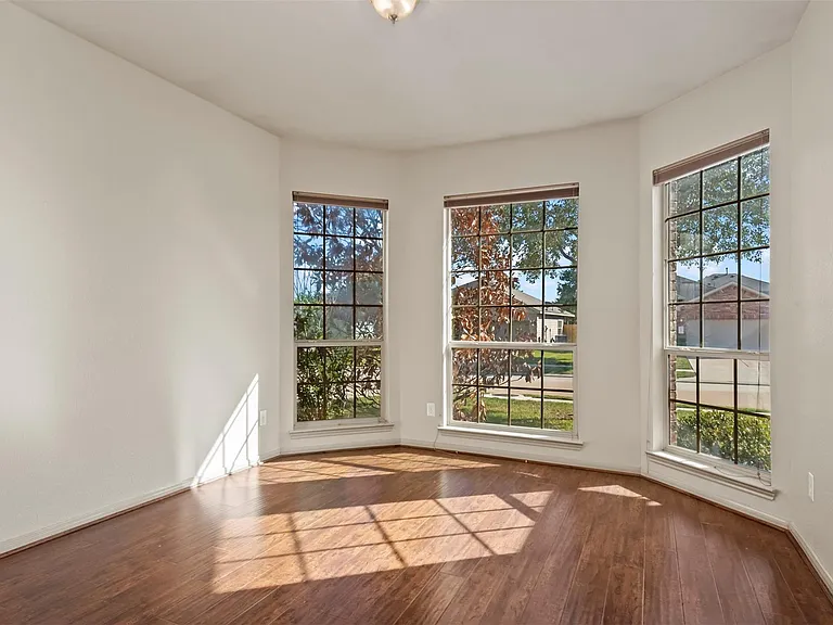 8734 Auburn Mane Dr — Photo 18