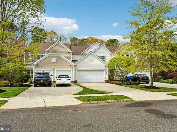 58 Wrentham Dr, Medford, NJ 08055