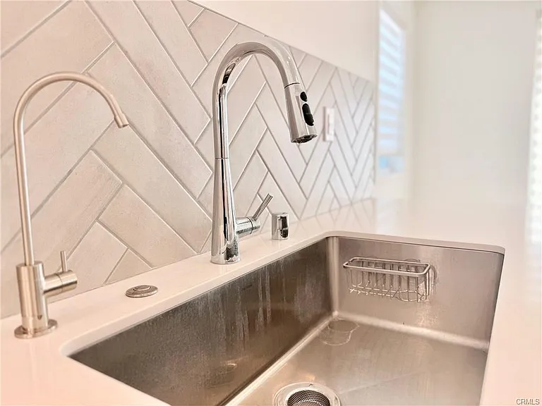 1677 W Lincoln Ave #103 — Photo 7