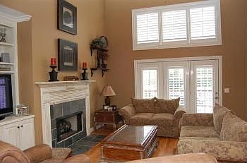 3rd image of 2505 Saint James Dr