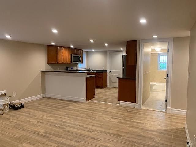 1st image of 27 Delano Ave