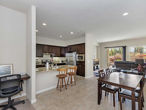 3rd image of 81275 Calle Teneria