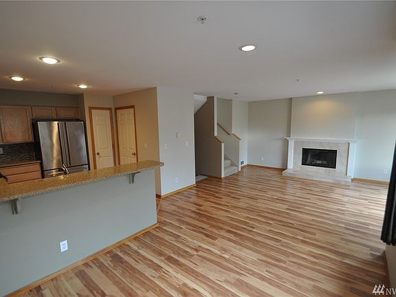 3rd image of 8321 167th Ave NE