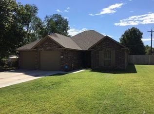 1101 E Oak St, Cushing, OK 74023