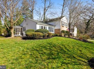 9302 Briarwood Pl, Fairfax, VA 22032