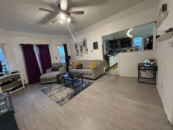 331 E Jackson Ave, Des Moines, IA 50315