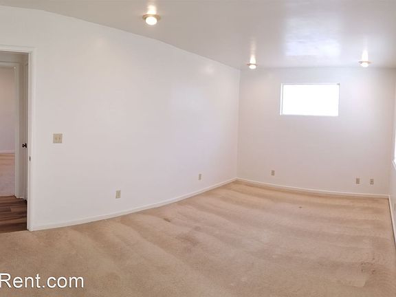 5th image of 321 Tolosa Way
