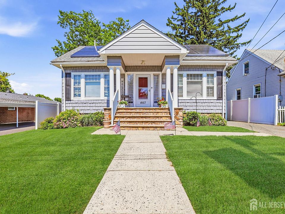 1st image of 467 Gorham Ave