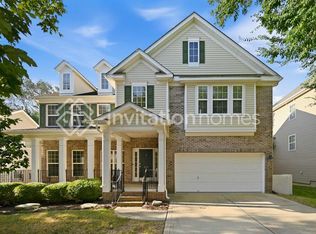 8121 Acacia Ct, Waxhaw, NC 28173