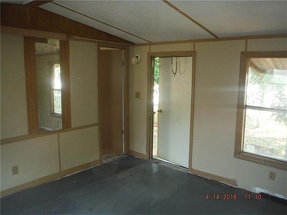 3rd image of 2610 Sunshine Blvd