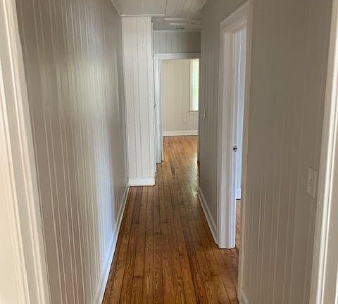 5th image of 4409 Woodmere St