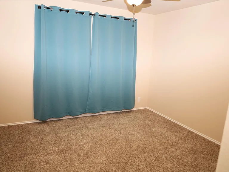 1804 Golden Arrow Ave — Photo 17