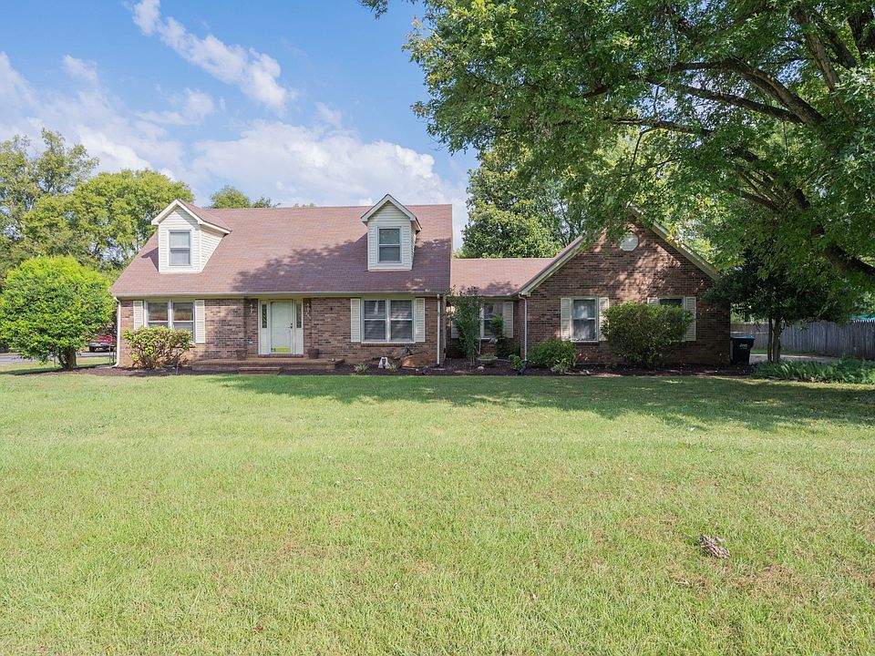 1st image of 145 Paschal Dr
