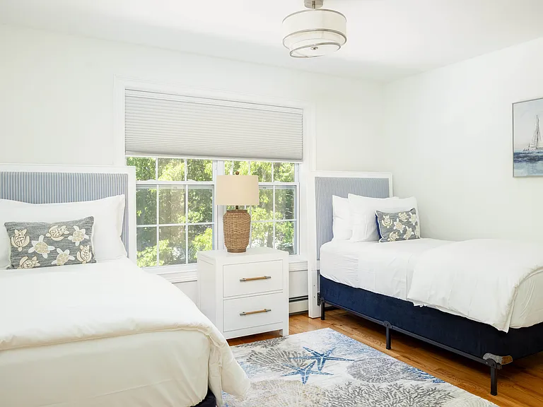 9 Greenway Ct — Photo 14